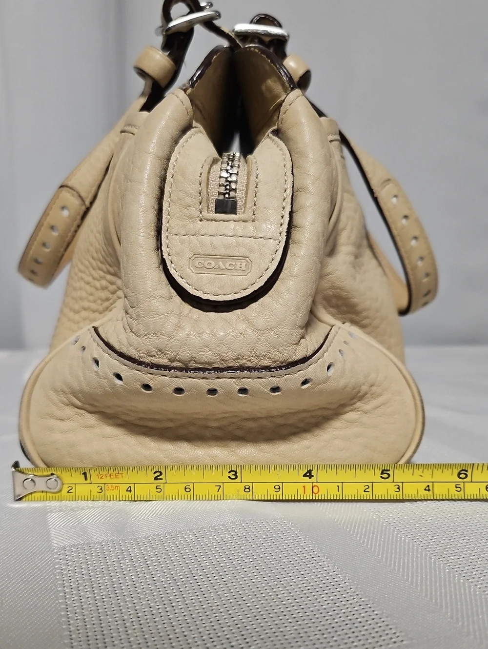 Coach Hampton Sand Beige Pebbled Leqther Tassle Satchel